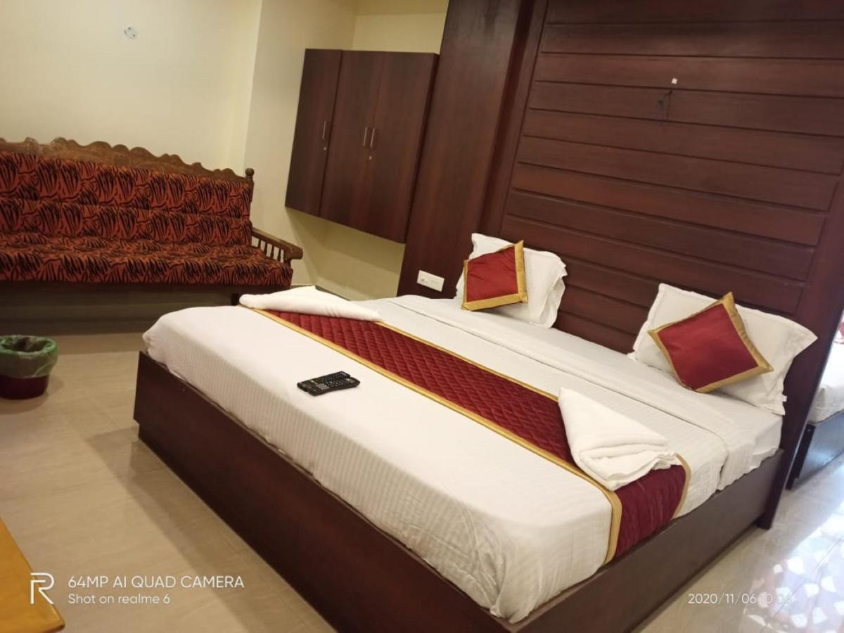 Meridian Castle Pondicherry Exterior foto